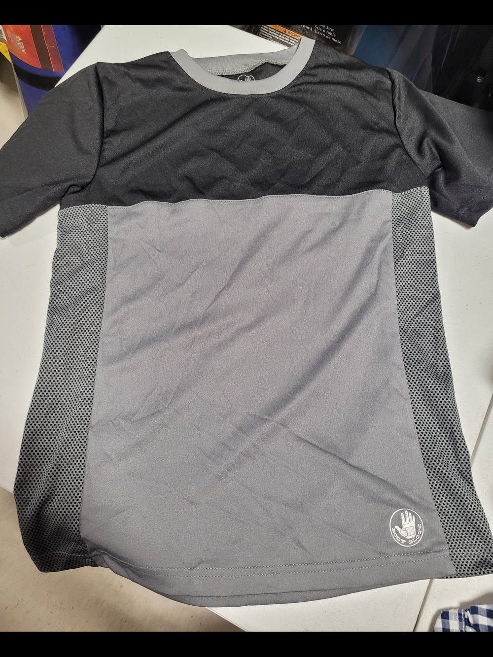 Body Glove Black & Gray Colorblock Short Sleeve Tee